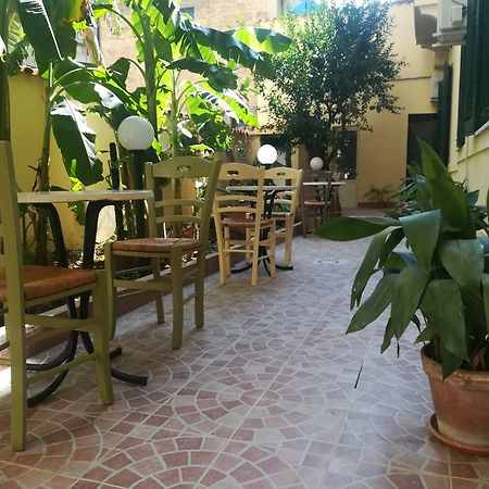 Le Rose Del Viale Hotel Palermo Exterior photo
