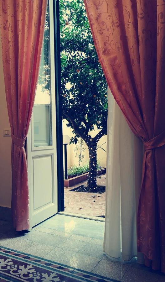 Le Rose Del Viale Hotel Palermo Exterior photo